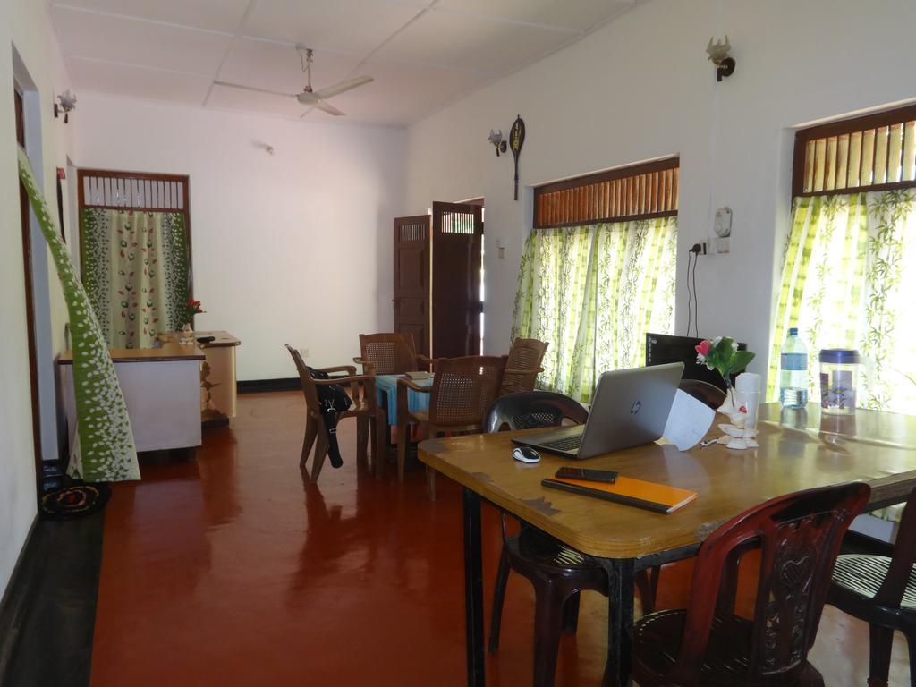 Neem Beach House تريكونامالاي المظهر الخارجي الصورة