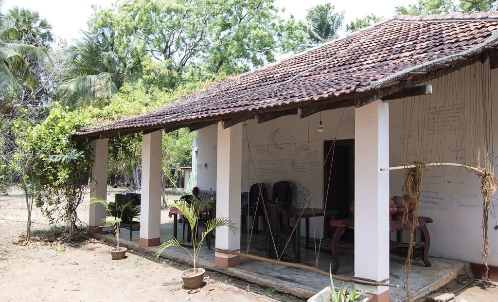 Neem Beach House تريكونامالاي المظهر الخارجي الصورة