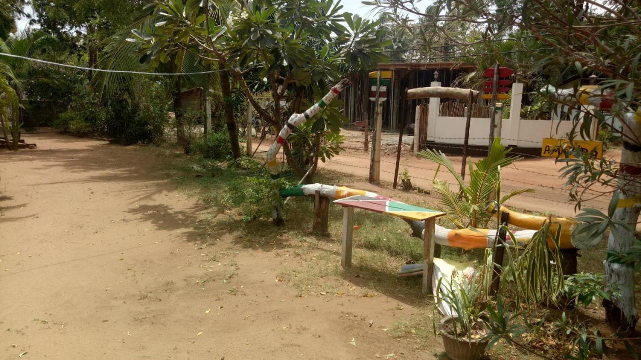 Neem Beach House تريكونامالاي المظهر الخارجي الصورة
