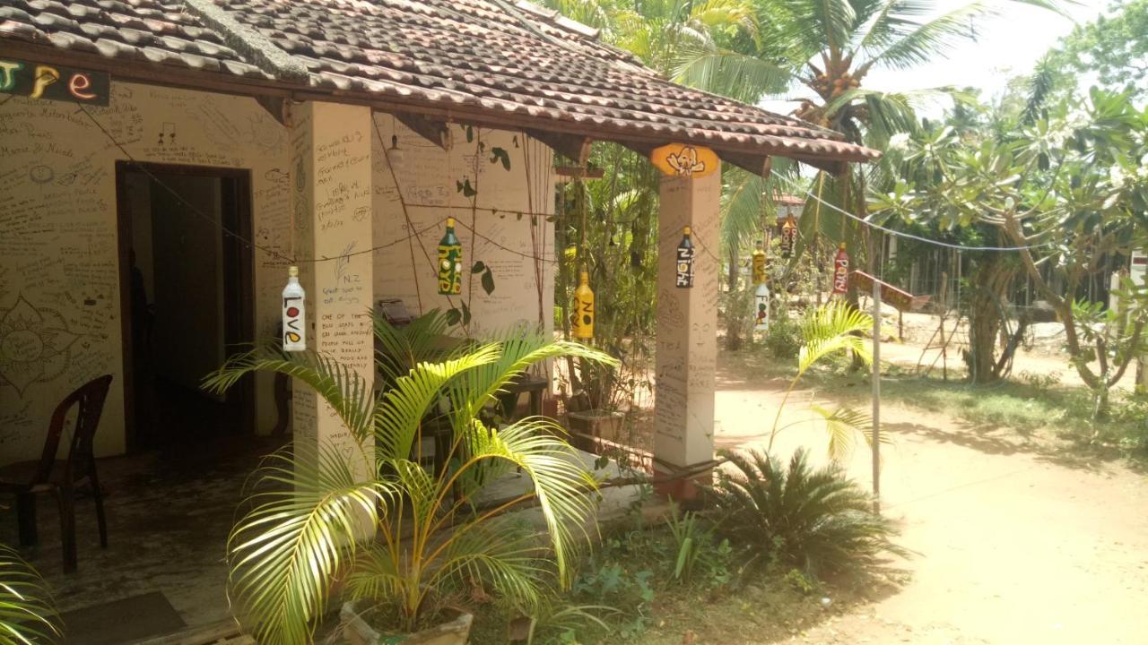 Neem Beach House تريكونامالاي المظهر الخارجي الصورة